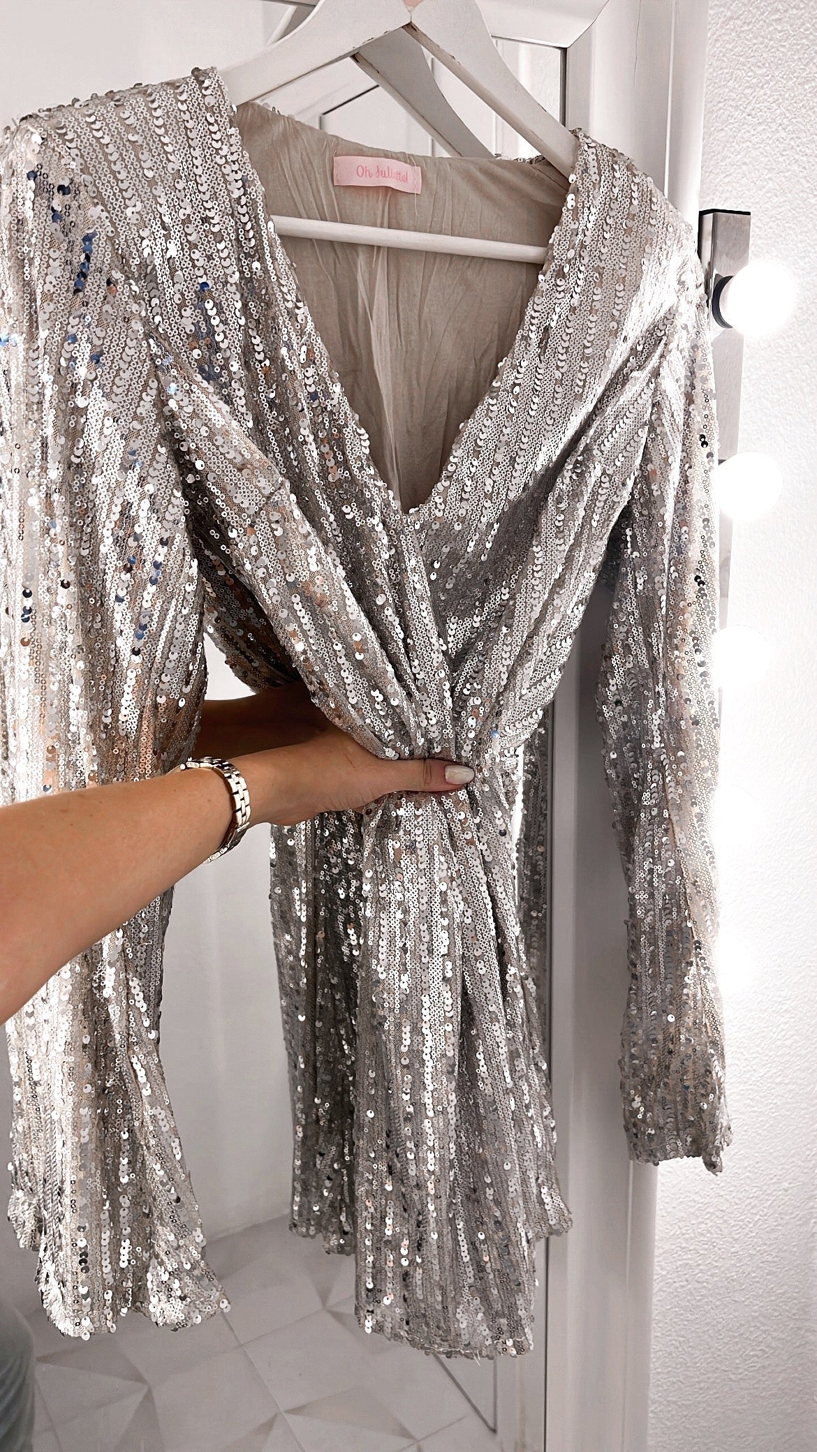 Always dress - Image 4