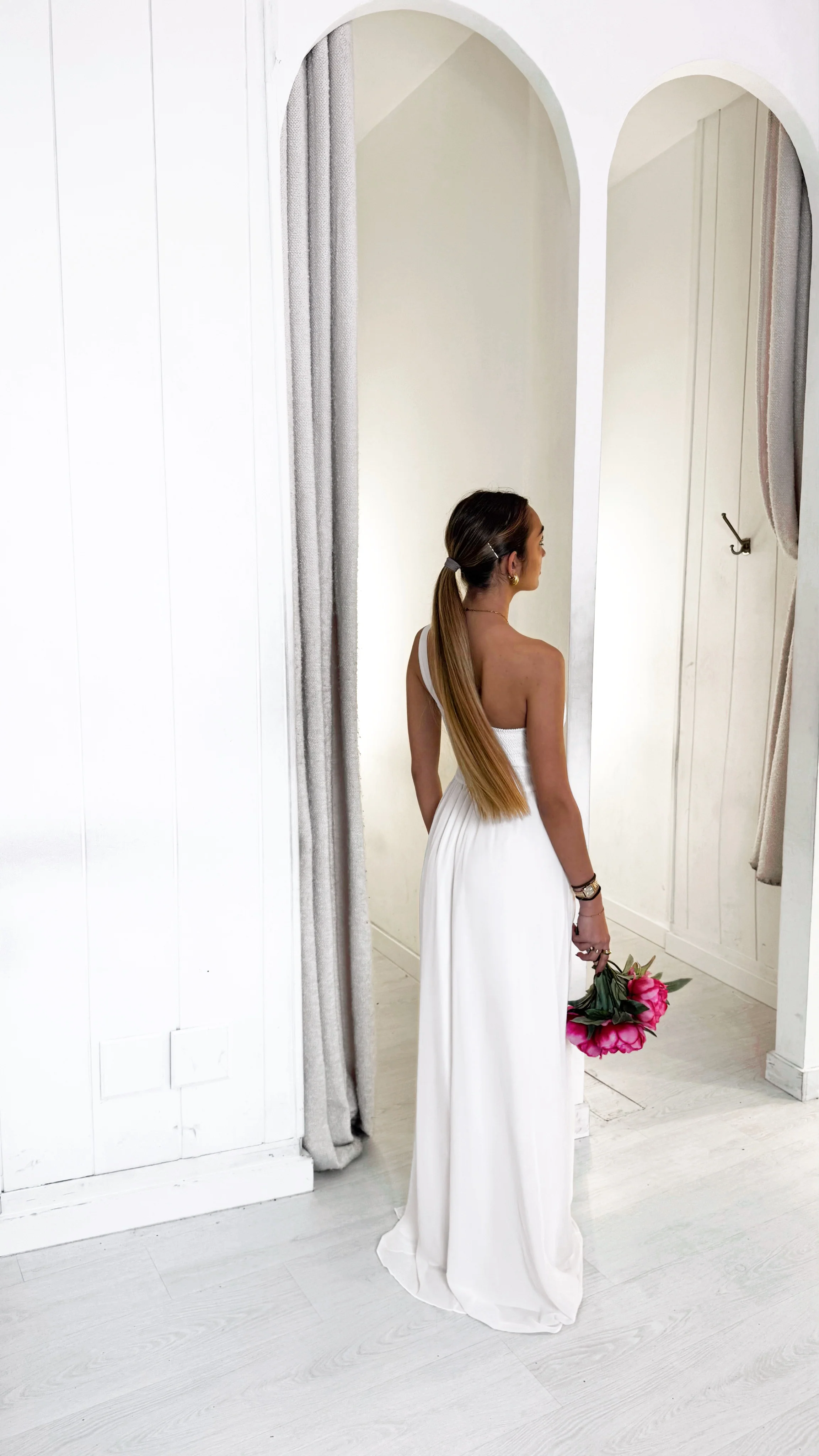 Lucía - Image 2