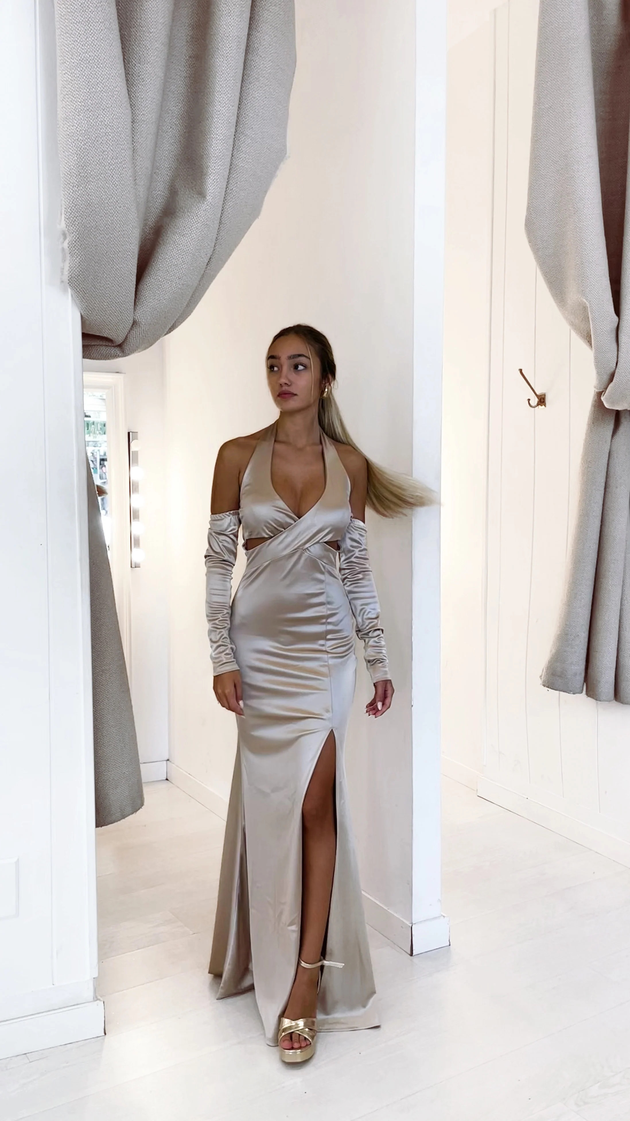 Odette dress (champán) - Image 2